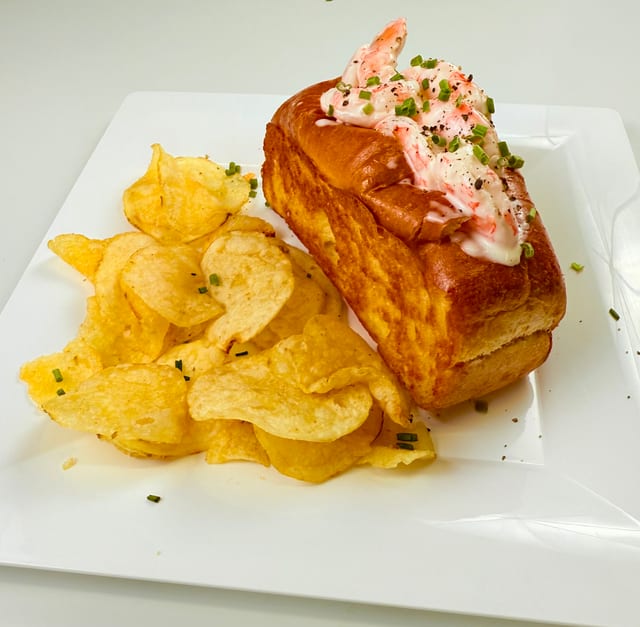 🔥 Cilantro Shrimp Roll.